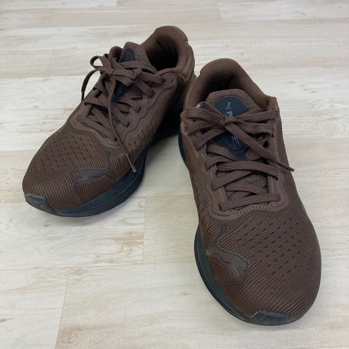 美品 PUMA/プーマ ランニングシューズ 24cm ブラウン 茶色 378777-11