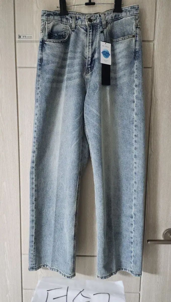 (新品) ポーカーフェイス TEN CO LOOSE WIDE DENIM 1サイズ