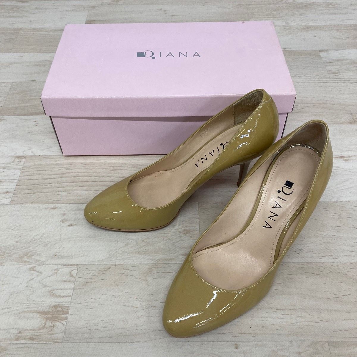 DIANA/ダイアナ パンプス 23cm ベージュ エナメル TS18219 レディース