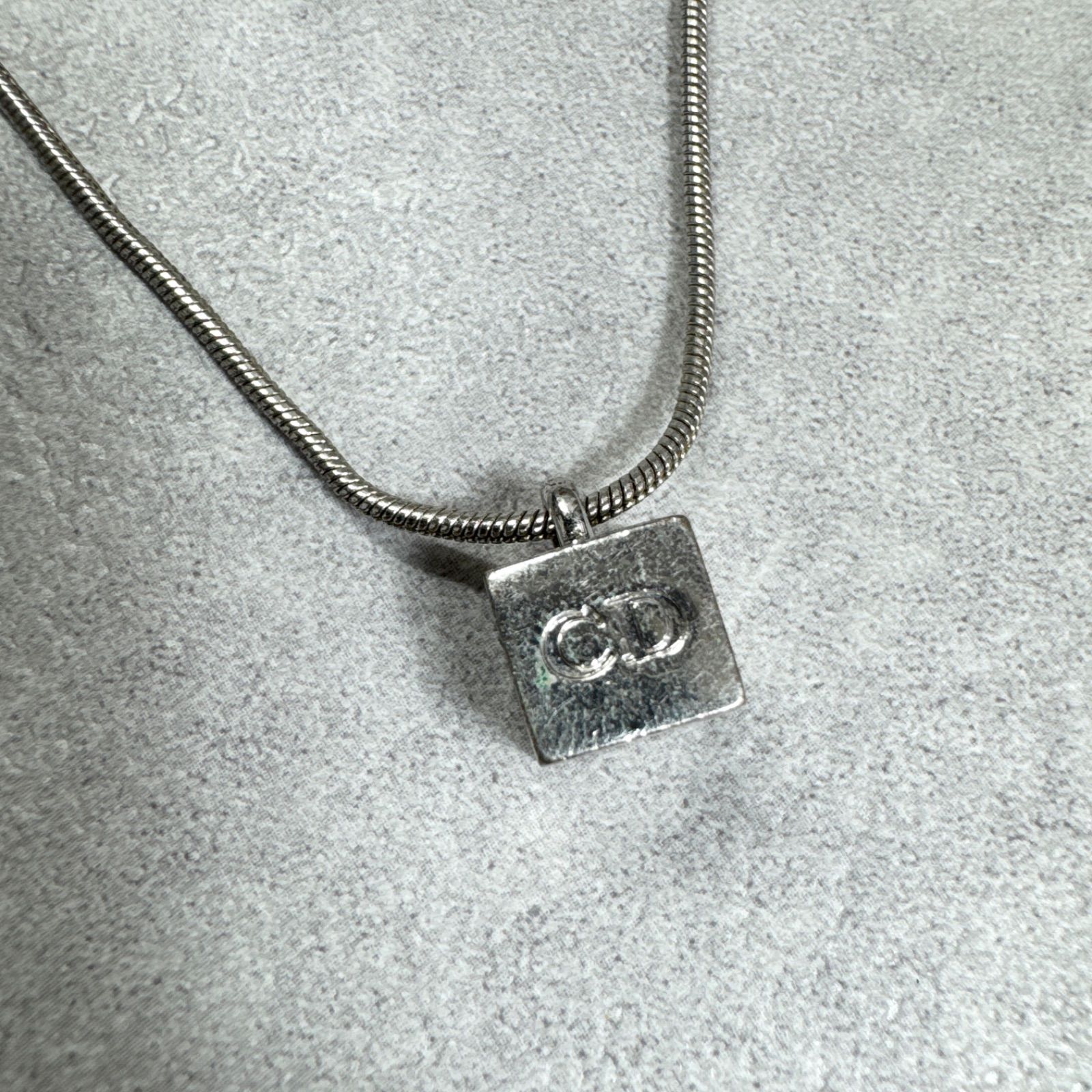 Dior Christian ネックレス ディオール (クリスチャン キューブ