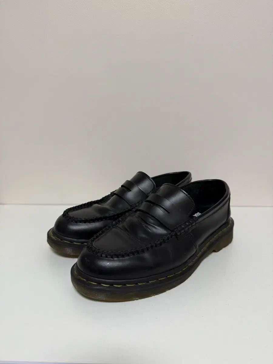 Dr. martens ペントンローファー