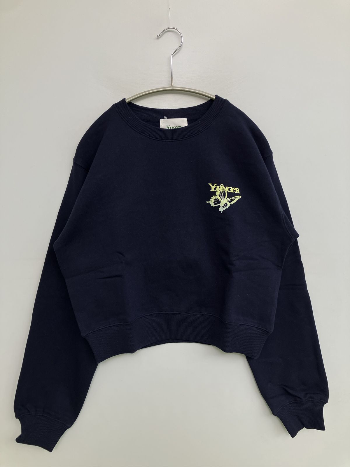 Younger ヤンガーソング logo sweat song younger ⁄ Song(ヤンガー 