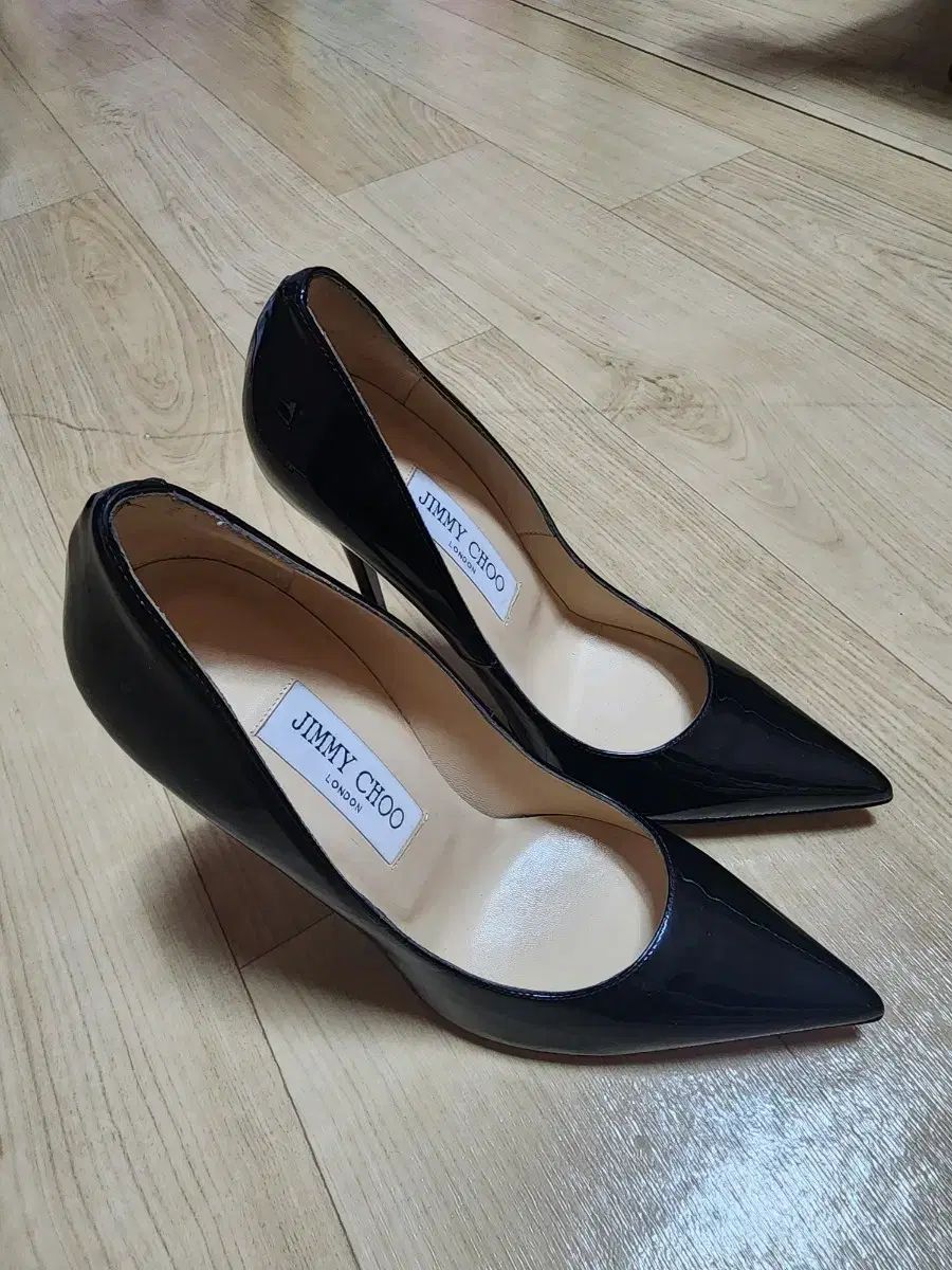 正規品 ジミーチュウ ハイヒール です