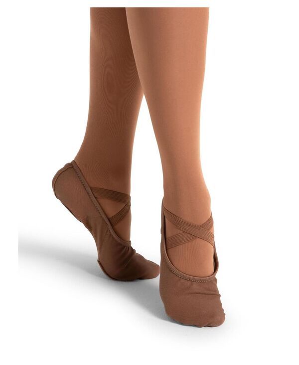 カペジオ レディース シューズ パンプス Capezio Womens Hanami Canvas Ballet Shoe Brown ブラウン