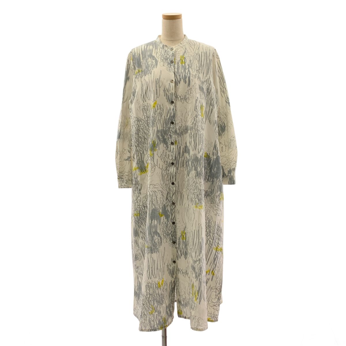【美品】 mina perhonen / ミナペルホネン | 2025AW | cache-cache コットン シルク 総柄 スタンドカラー シャツワンピース | 40 | グレー系 | レディース