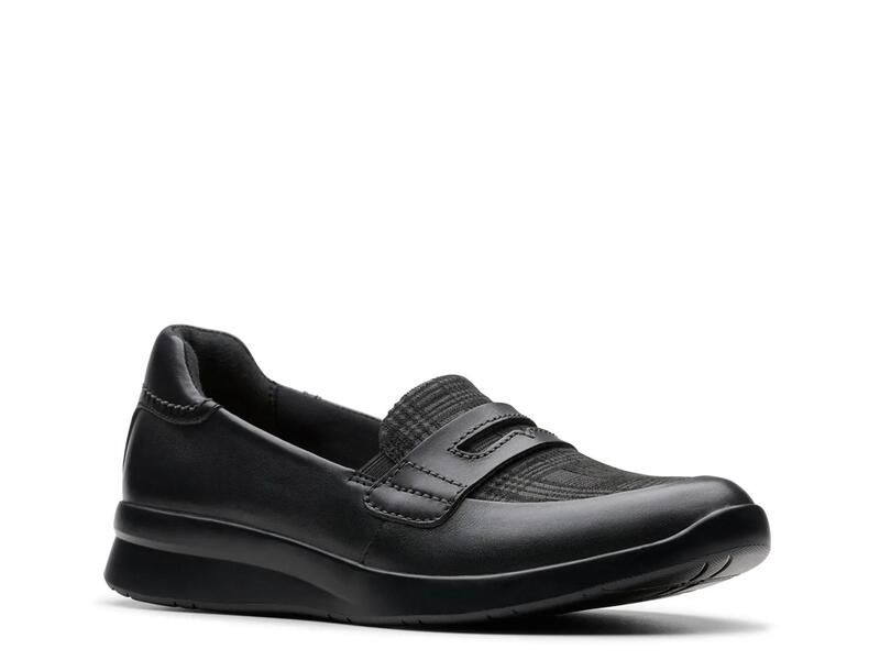 クラークス レディース シューズ スリッポン・ローファー Clarks Ellowyn Penny Loafer Black ブラック