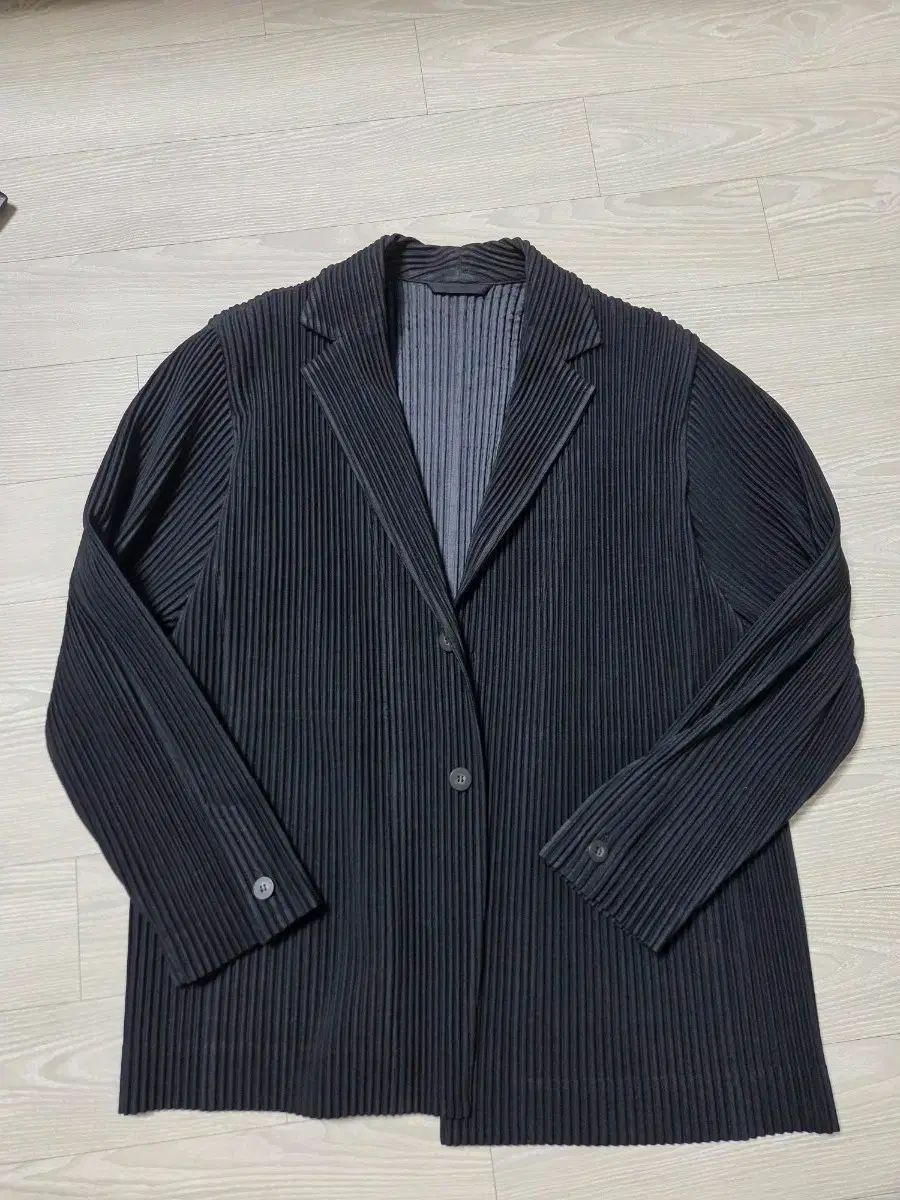 正規品 HOMME PLISSÉ オムプリッセ JD201 ジャケット サイズ3 出品 59,372円