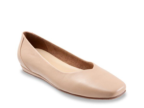ソフトウォーク レディース シューズ パンプス Softwalk Vellore Ballet Flat Beige ベージュ