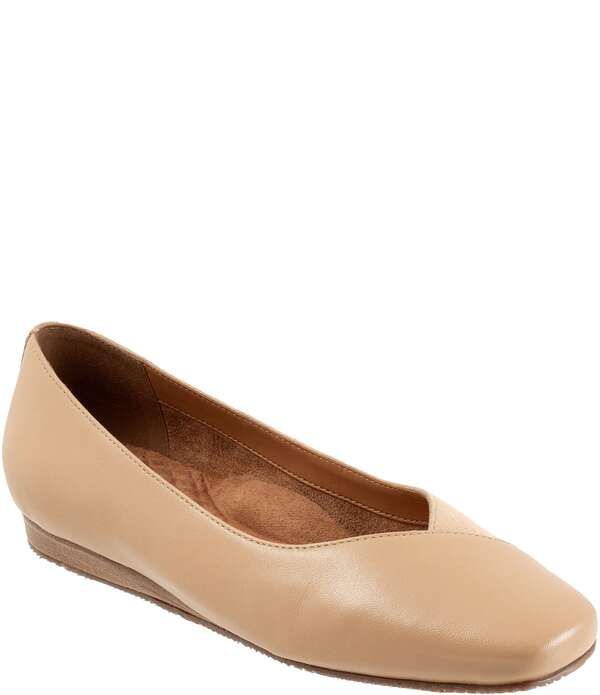 ソフトウォーク レディース シューズ サンダル ミニ スエード レザー SoftWalk Vina Leather and Suede Mini Wedge Slip On Pumps Beige ベ