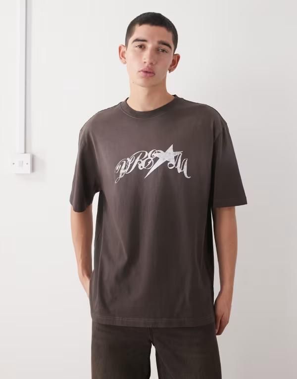 ウィークデイ メンズ トップス Tシャツ リラックスフィット プリント シャツ グラフィック Weekday relaxed fit Tshirt graphic print in faded Fad