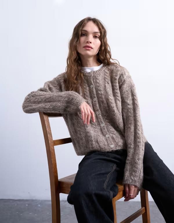 トップショップ レディース アウター カーディガン ニット Topshop knit fluffy cable cardigan in oat Oat 16,265円