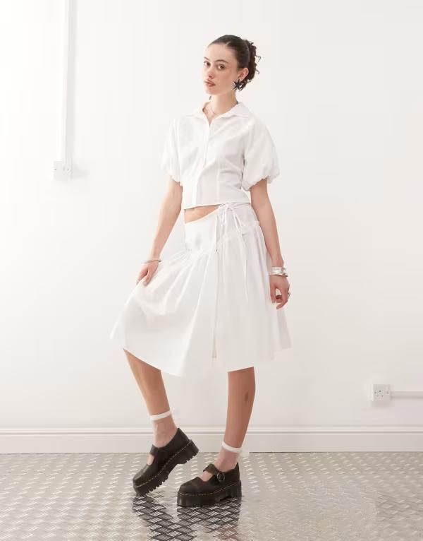 コルージョン レディース ボトムス スカート COLLUSION drop waist poplin skirt part of a set WHITE ホワイト