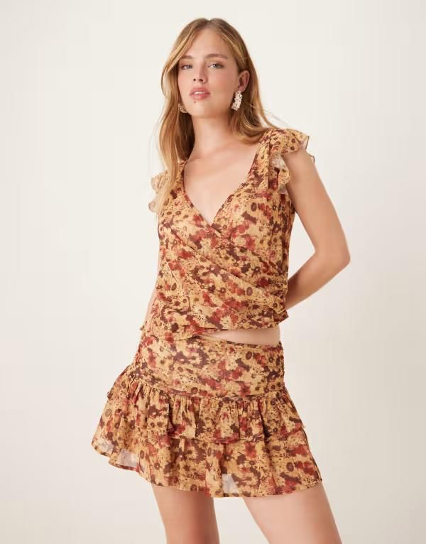 モーテル レディース ボトムス スカート シフォン フラワー柄 プリント フリル ミニ フラワー Motel masama floral print ruffle chiffon mini skirt