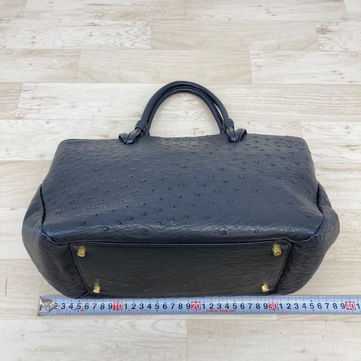 美品 オーストリッチ ハンドバッグ/トートバッグ ブラック 黒