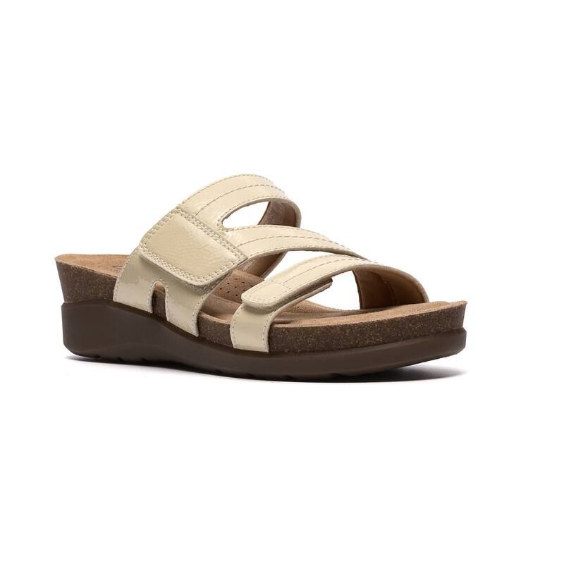 クラークス レディース シューズ サンダル Clarks Calenne Holly Womens Wedge Sandals Cream クリーム