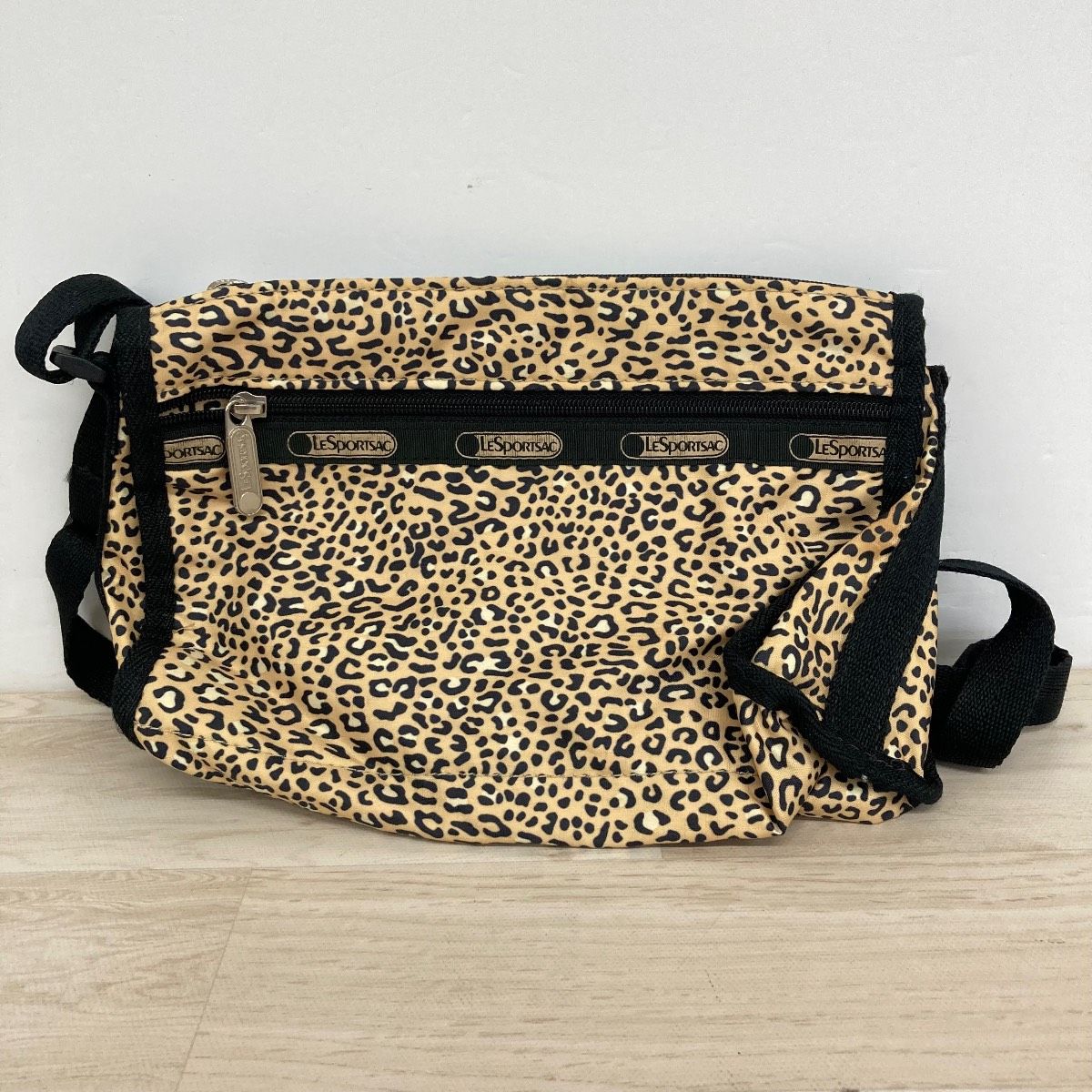 LESPORTSAC/レスポートサック ショルダーバッグ ヒョウ柄/レオパード