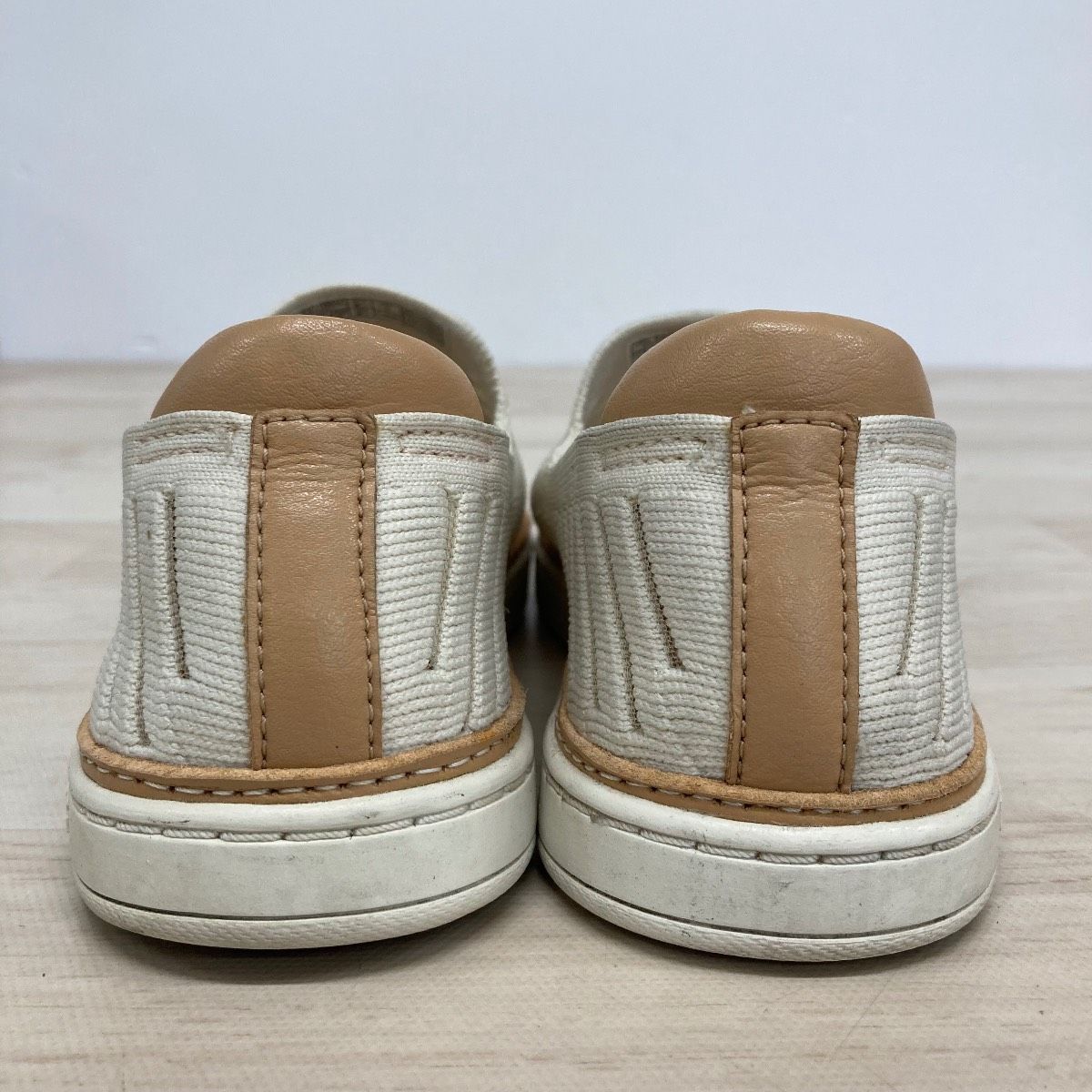 スリッポン アグ スニーカー ugg スニーカー 厚底 UGG - UGG アグ スニーカー 厚底 マリン スリッポン スエード ブラック 22cmの通販 by r s アグなら