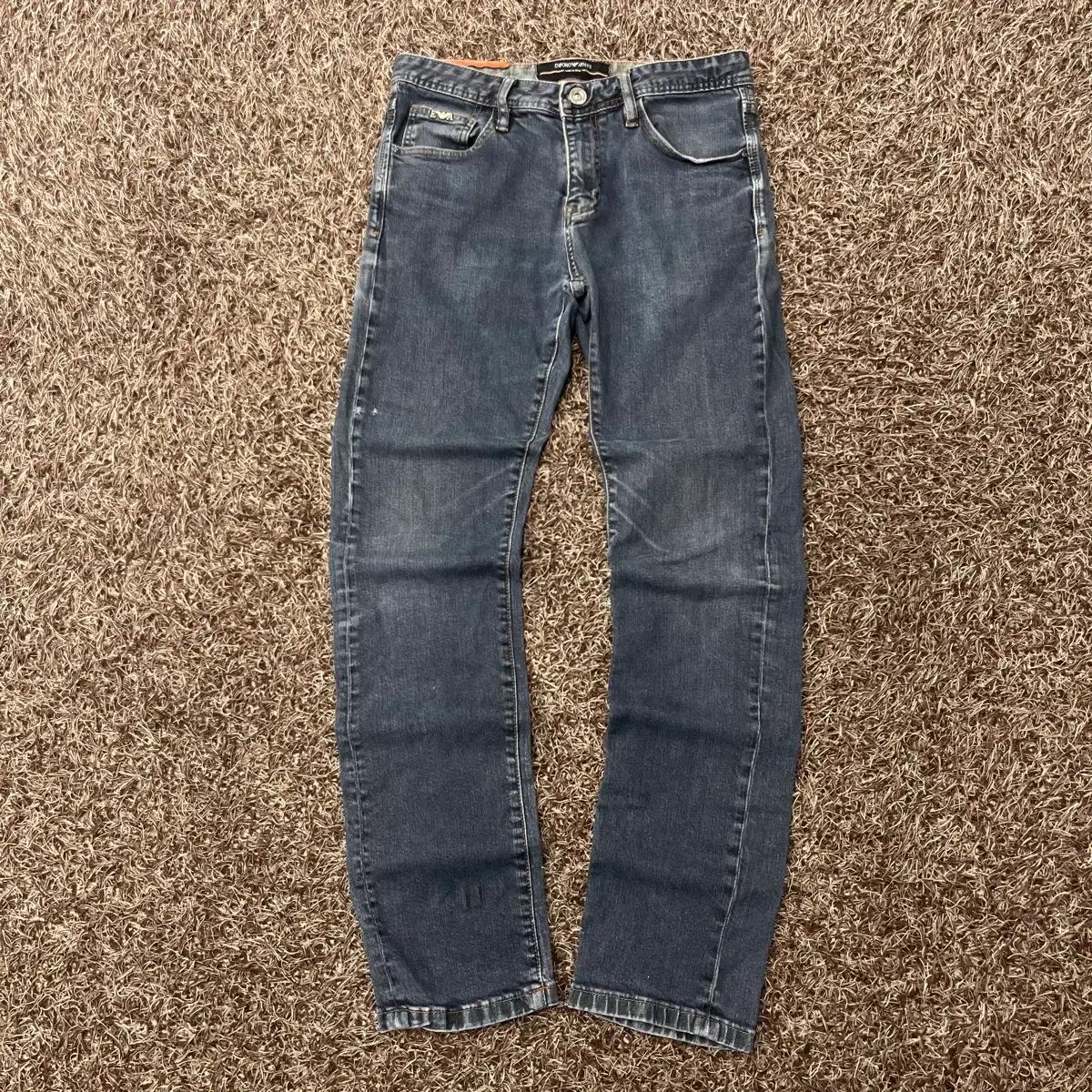 32 エンポリオアルマーニ ウォッシュ デニムパンツ