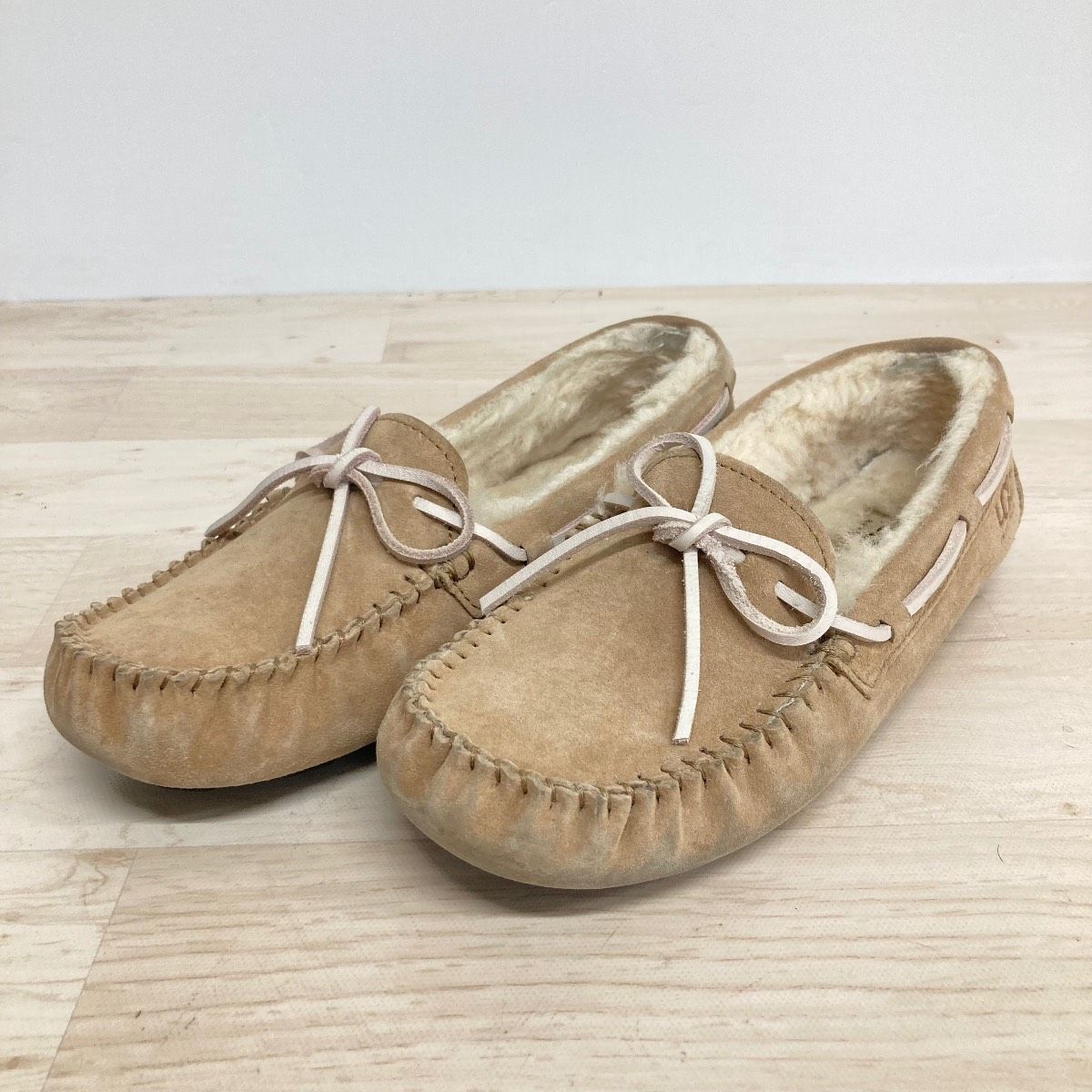 UGG モカシン 23cm キャメル S/N 5612 ムートン スリッポン/フラット