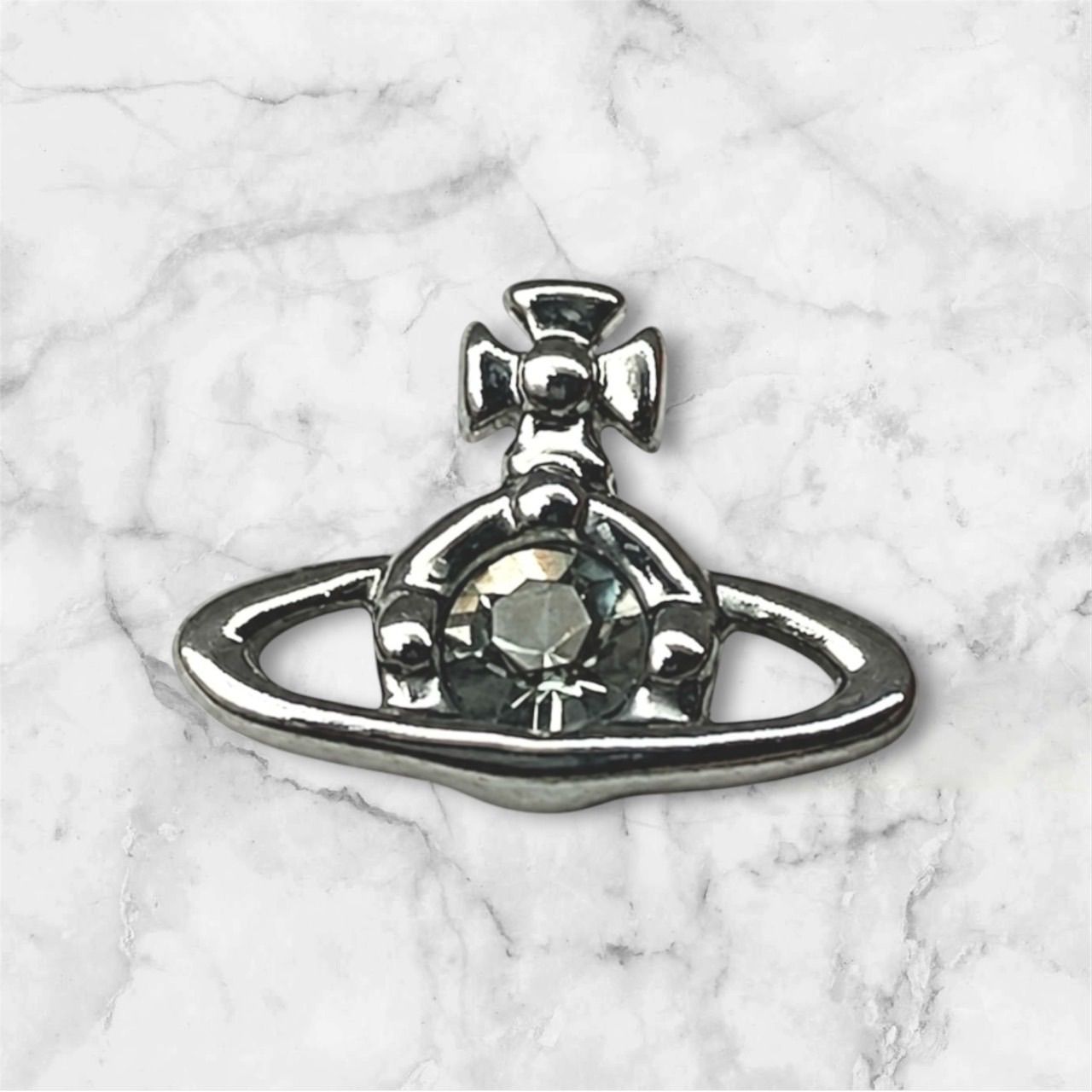 Vivienne Westwood ヴィヴィアンウエストウッド ナノオーブ ピアス シルバー 片耳用