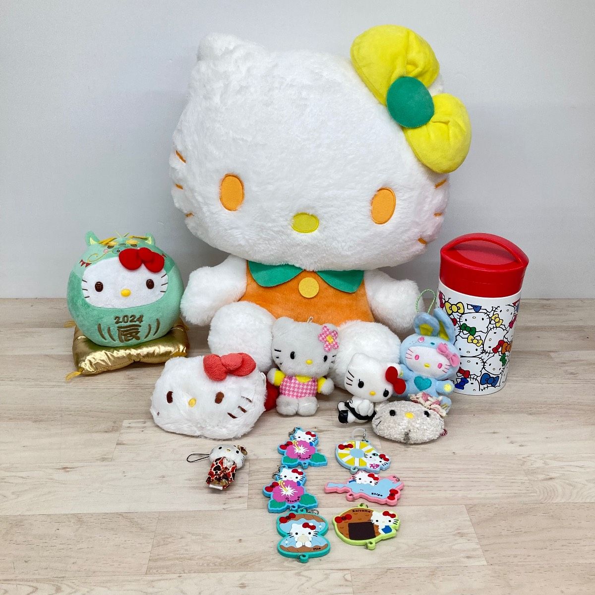 まとめて15点セット ハローキティ ぬいぐるみ/ポーチ/ラバーチャーム 