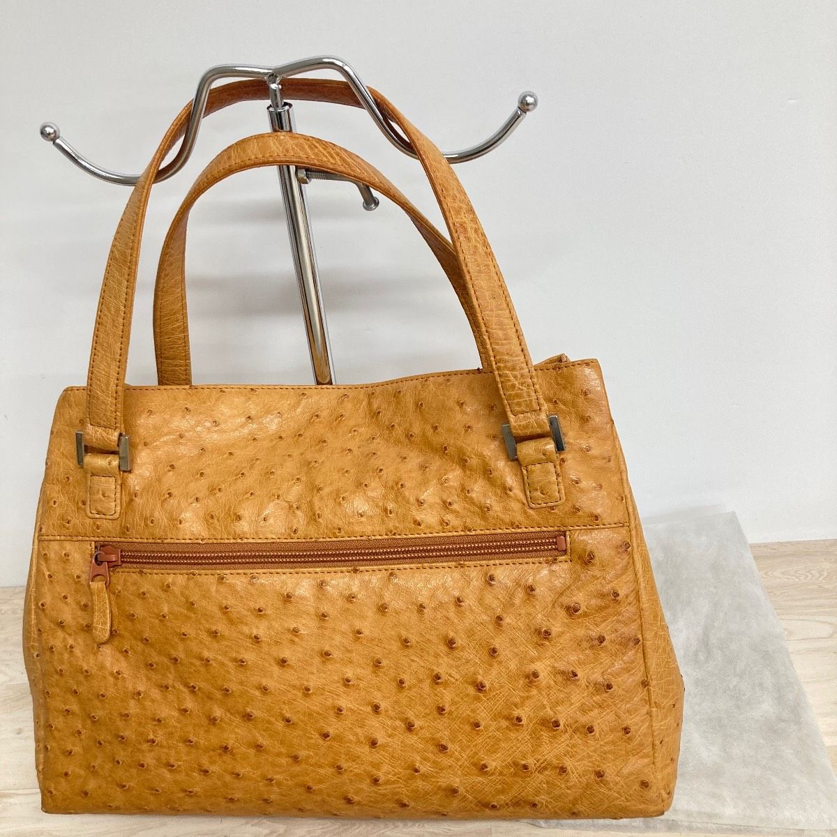 オーストリッチ ハンドバッグ キャメル/ライトブラウン 外ファスナー 