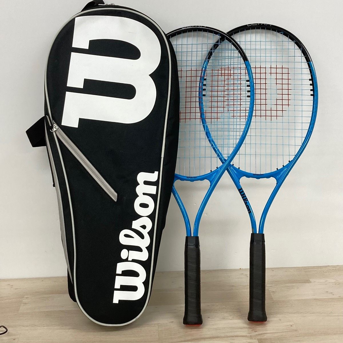 Wilson テニスラケット　ULTRA 2本セット ケース付き　まとめ売り まとめて2点セット Wilson 硬式テニスラケット ULTRA POWER XL 112