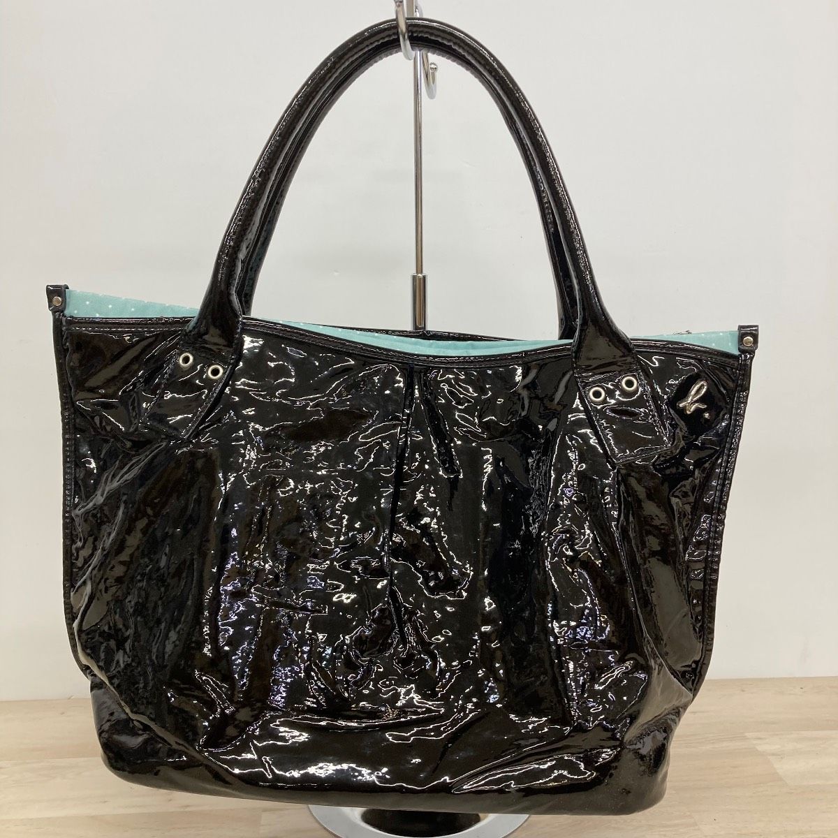 アニエスベー トートバッグ 黒 キャンバス×エナメル 美品 agnes b. アニエスベー トートバッグ ブラック エナメル/パテント