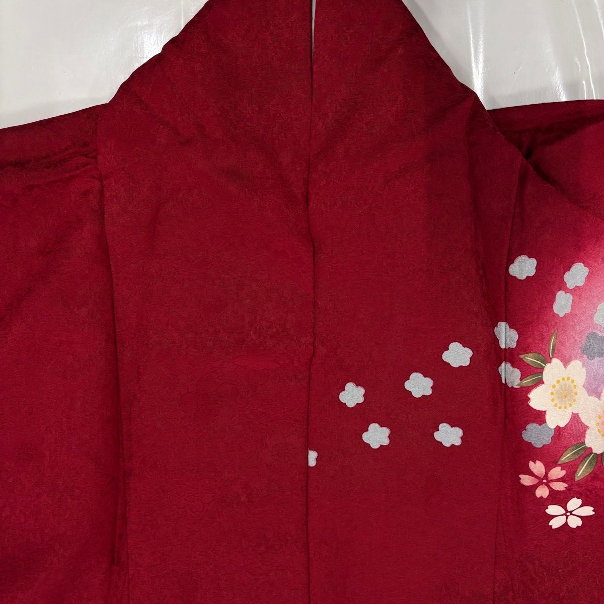 美品】 振袖 身丈167.5cm 裄丈67.5cm L 袷 鞠 桜 金彩 ぼかし 赤 正絹