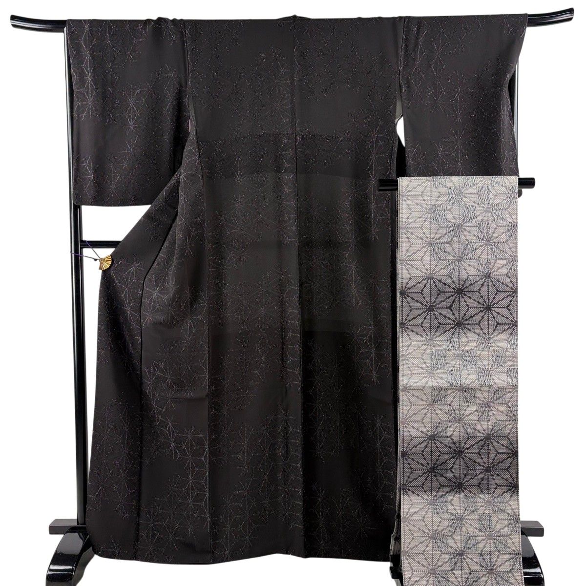 【美品】 小紋 身丈166.5cm 裄丈68cm L 袷 袋帯セット 落款 幾何学 銀糸 銀通し 黒 正絹 名品 【中古】