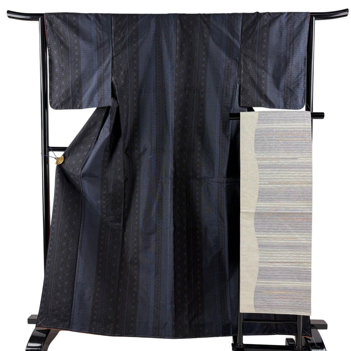 【美品】 紬 身丈164cm 裄丈64cm M 袷 名古屋帯セット 麻の葉 縦縞 紺色 正絹 秀品 【中古】