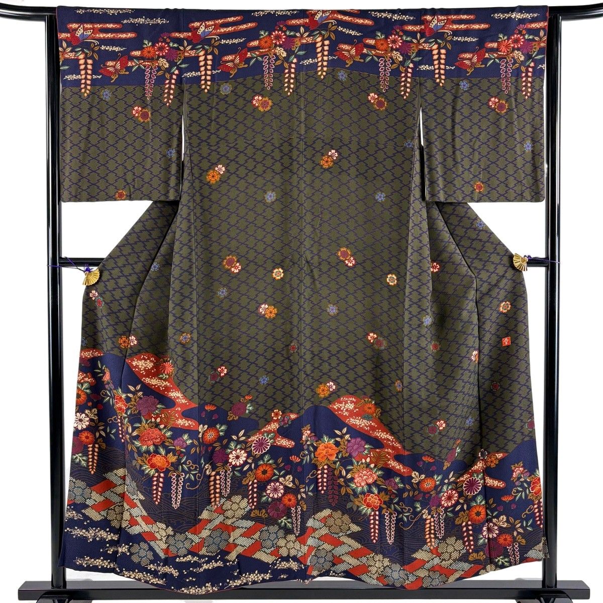 訪問着 身丈154.5cm 裄丈63.5cm S 袷 花井幸子 やまと 落款 草花 波 金彩 刺繍 茶緑色 正絹 名品 【中古】