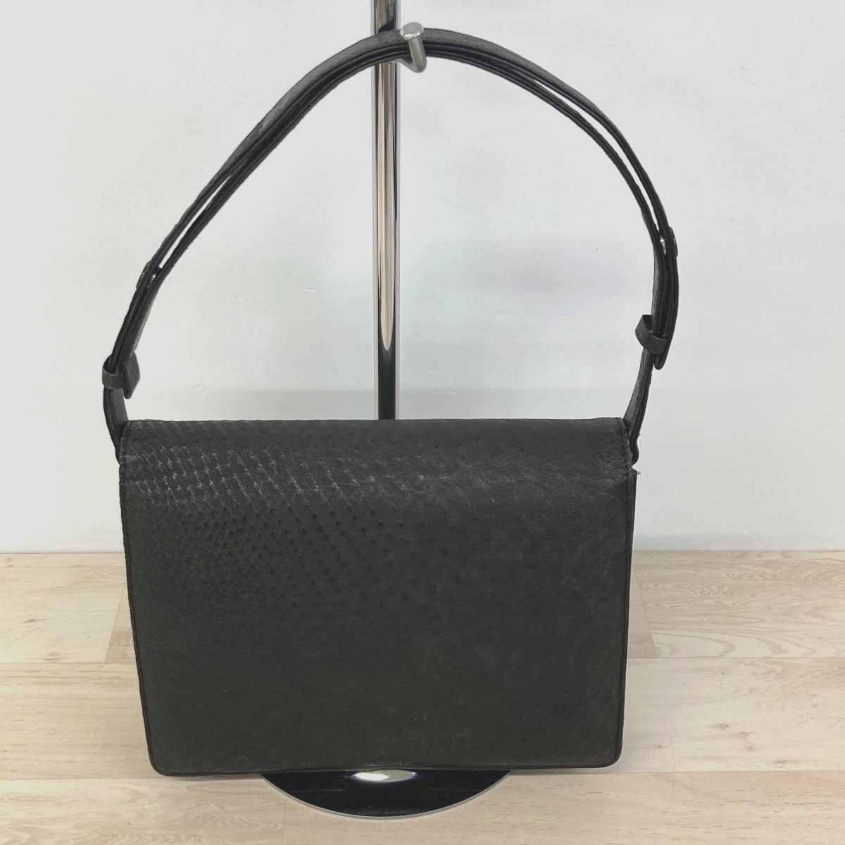 GENUINE OSTRICH オーストリッチ ショルダーバッグ ブラック 黒 本革