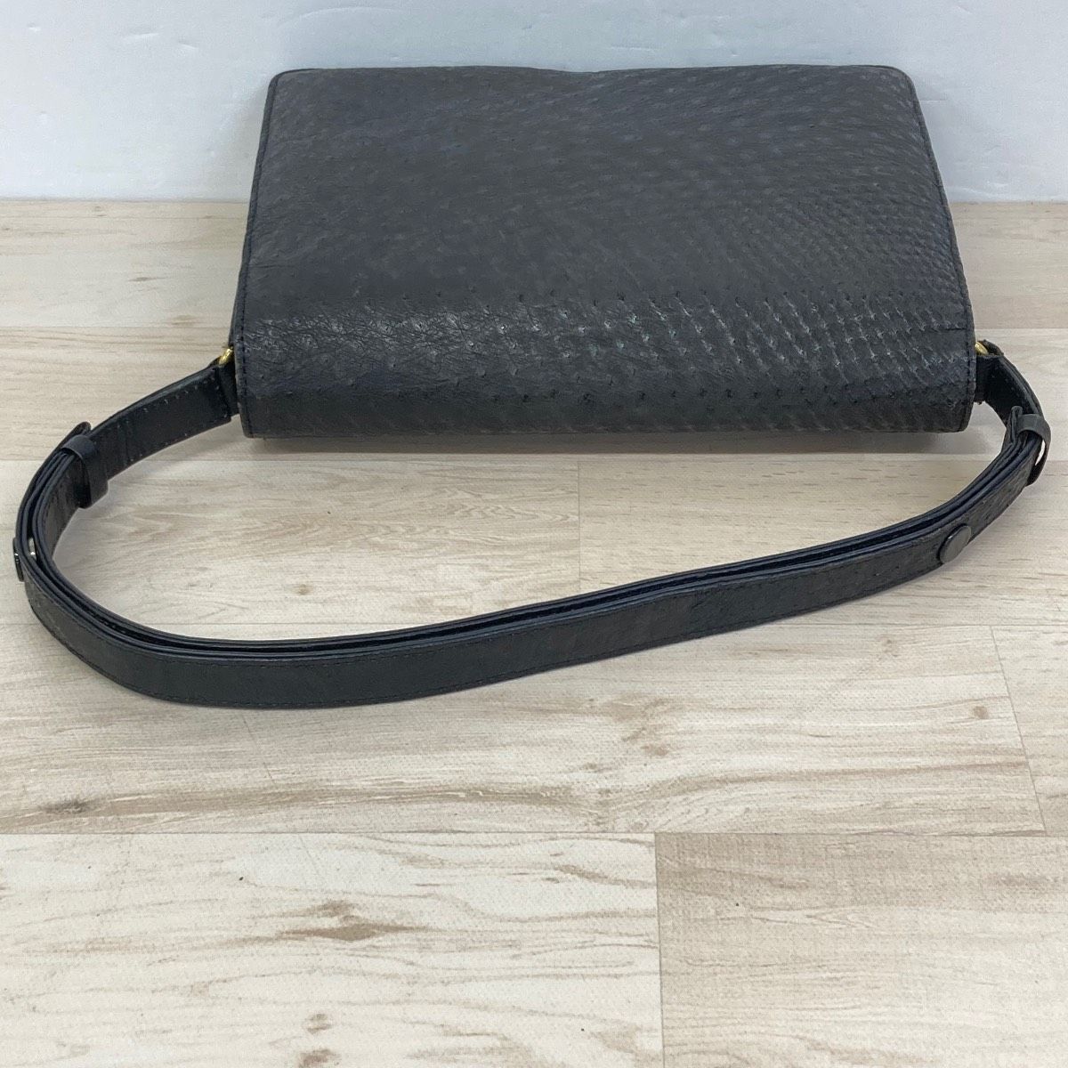 GENUINE OSTRICH オーストリッチ ショルダーバッグ ブラック 黒 本革