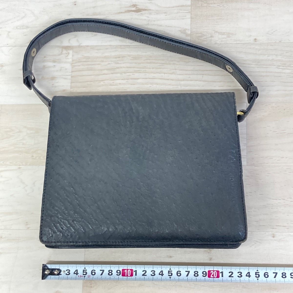 GENUINE OSTRICH オーストリッチ ショルダーバッグ ブラック 黒 本革