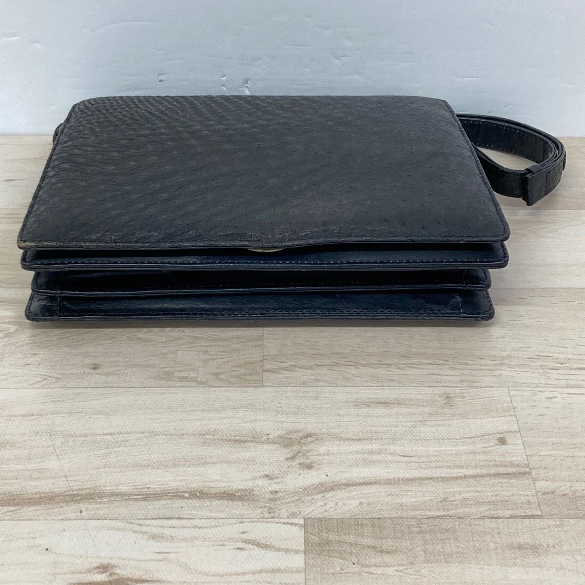 GENUINE OSTRICH オーストリッチ ショルダーバッグ ブラック 黒 本革 GENUINE OSTRICH オーストリッチ ショルダーバッグ ブラック 黒 本革