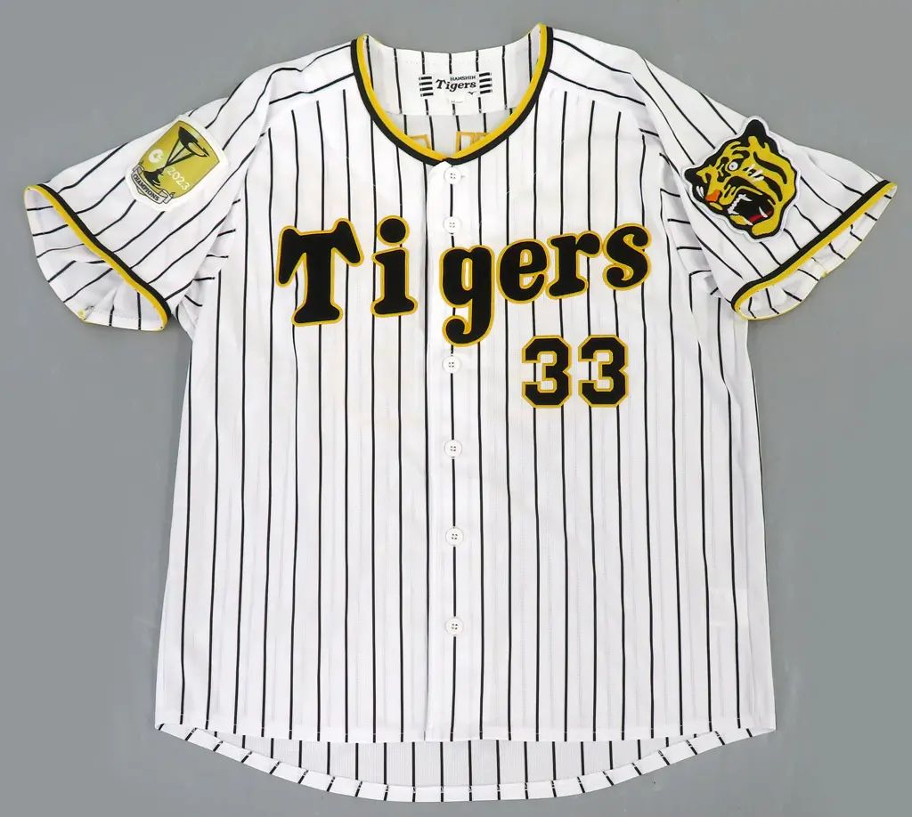 阪神タイガース 33番 糸原健斗 レプリカユニフォーム ホーム Oサイズ 中古】衣料雑貨 糸原健斗#33(阪神タイガース) セ・リーグ チャンピオン