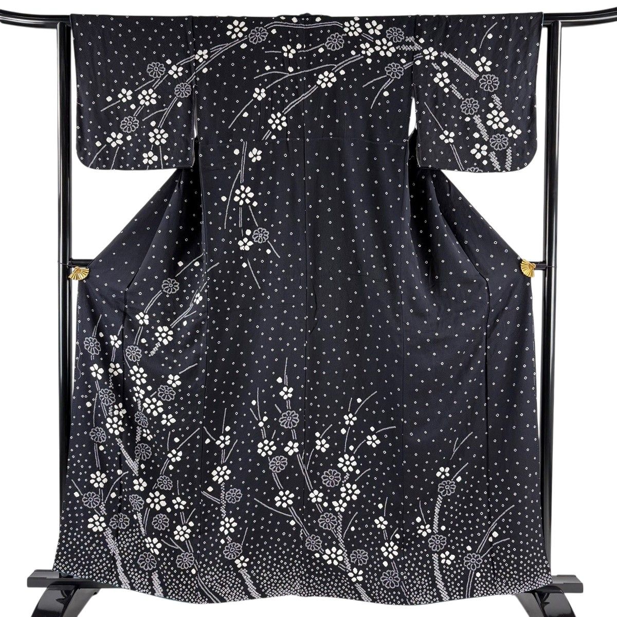 訪問着 身丈160cm 裄丈63cm S 袷 花 絞り 黒 正絹 秀品 【中古】