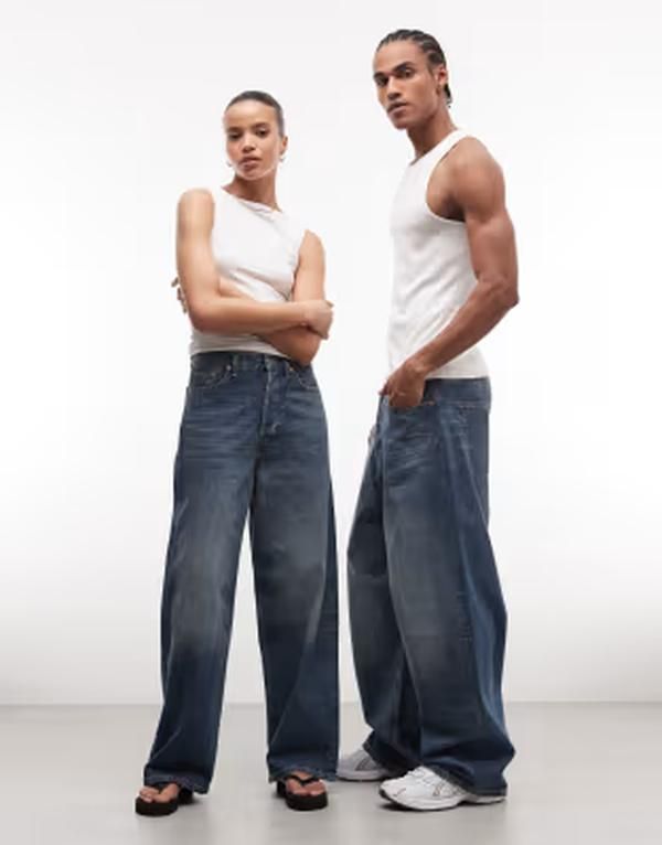 ウィークデイ レディース ボトムス デニムパンツ ローライズ ジーンズ Weekday Astro Unisex low rise baggy fit jeans in faded blue wash