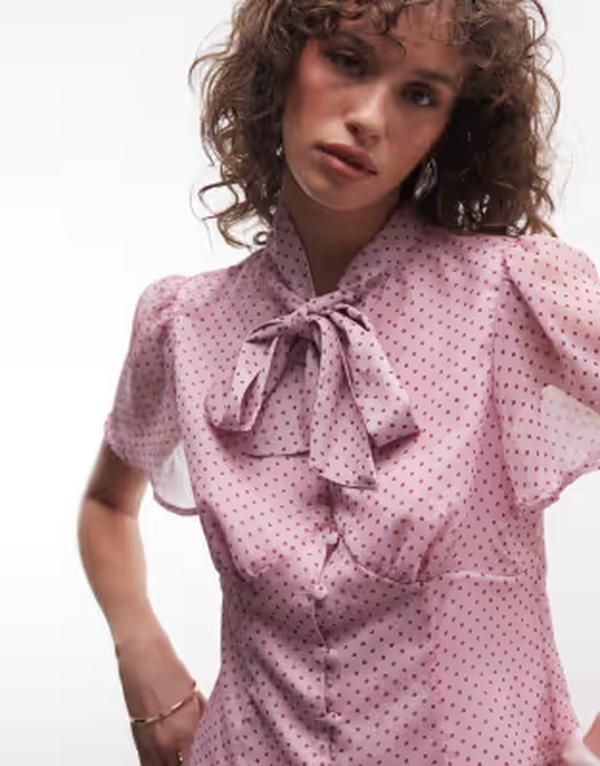 リクレイム ヴィンテージ レディース トップス シャツ ドット ブラウス Reclaimed Vintage bow blouse with keyhole detail and red polka