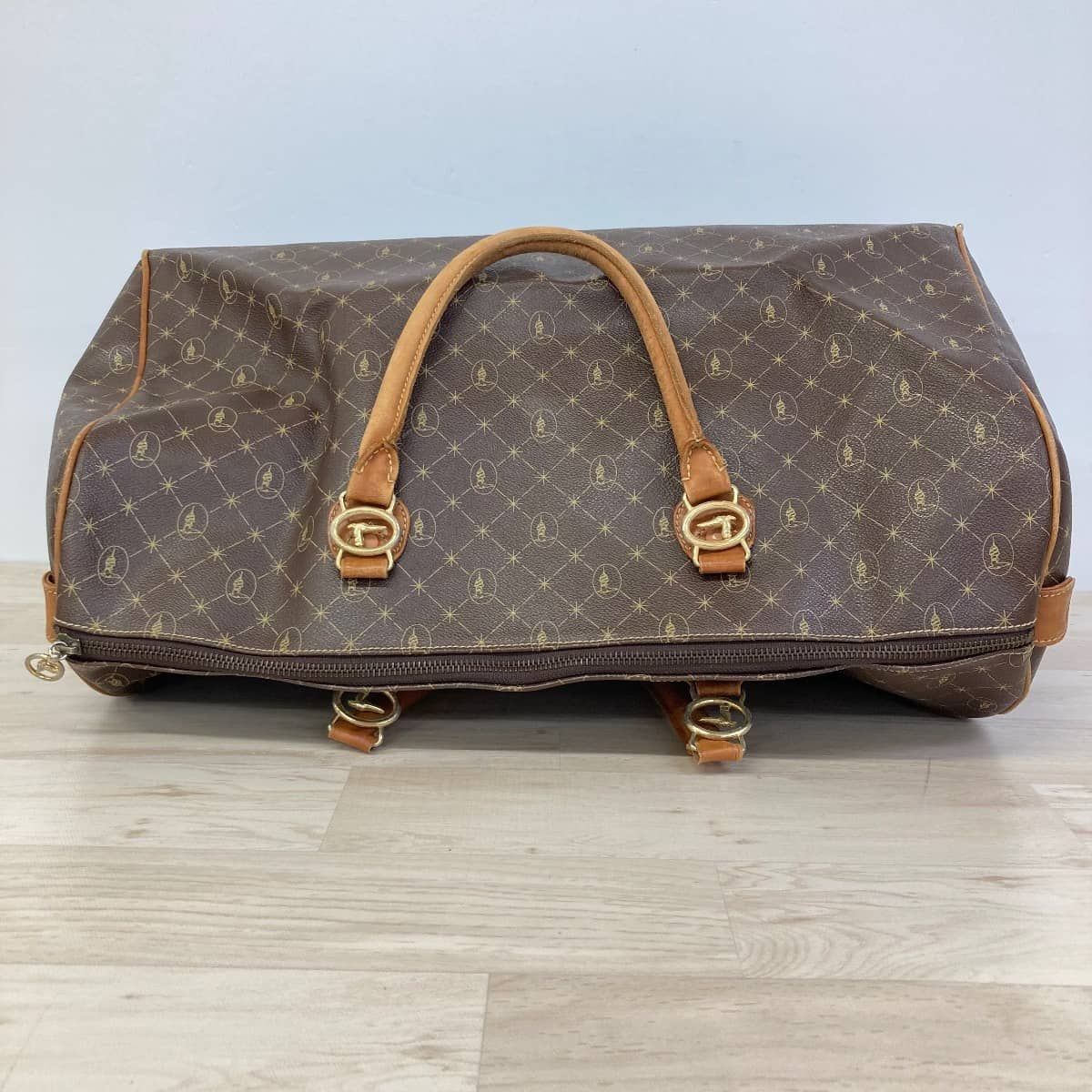 TRUSSARDI/トラサルディ ボストンバッグ ブラウン 総柄 ロゴ金具 