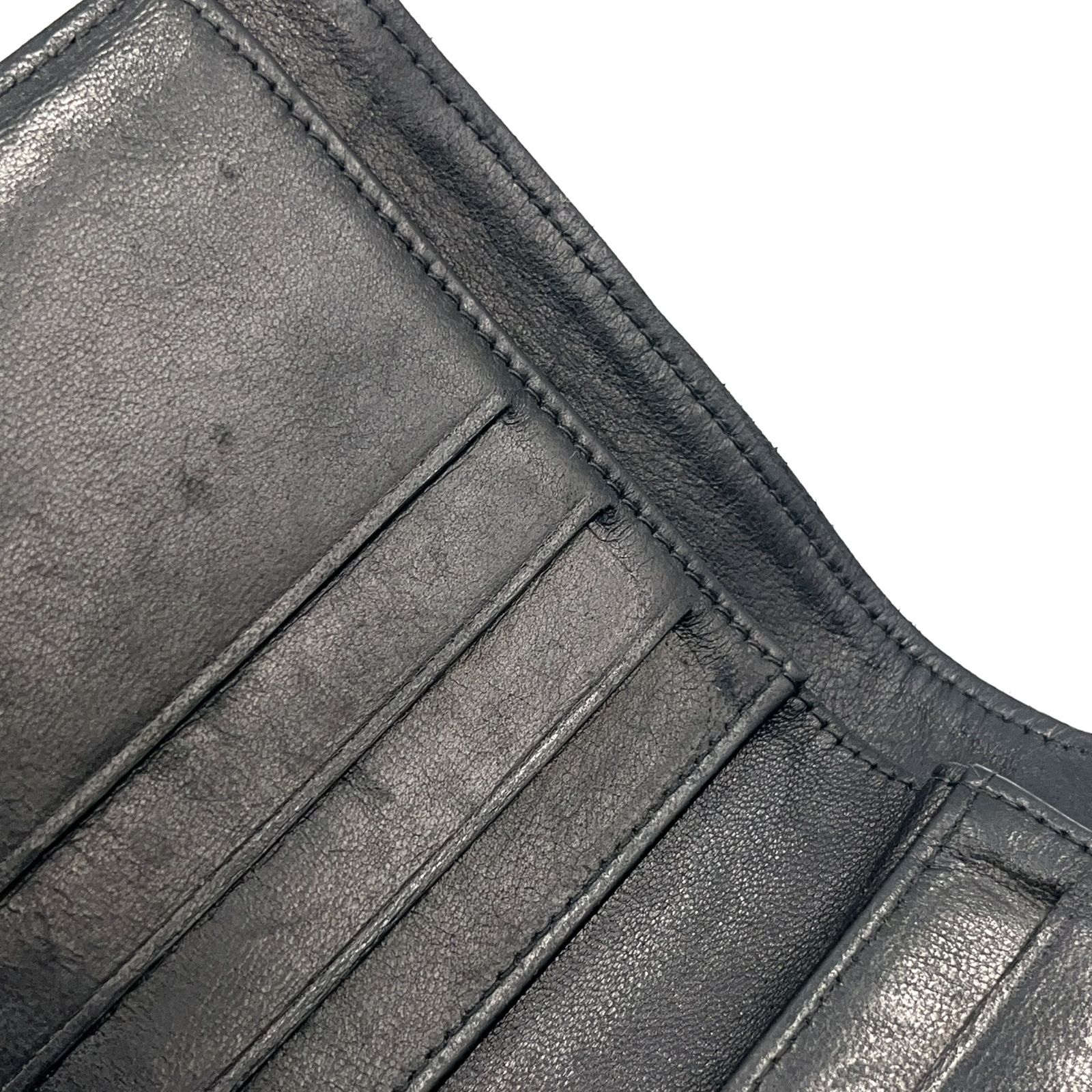 新着】CHANEL キャビアスキン ココマーク Wホック 折り財布 ミニ