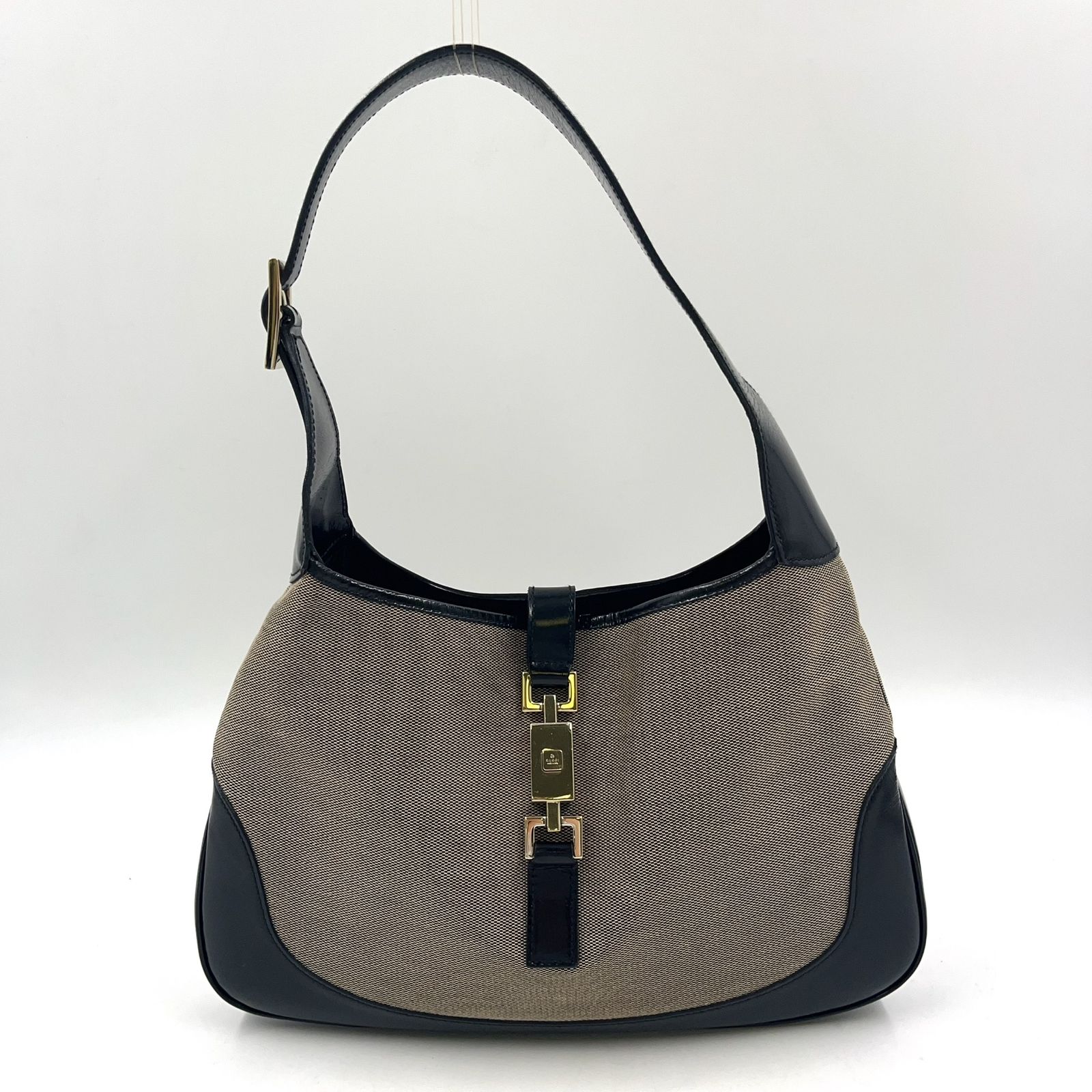 【新着】GUCCI ジャッキー レザー、キャンバス ブラック、ベージュ ワンショルダーバッグ ゴールド 004・3306