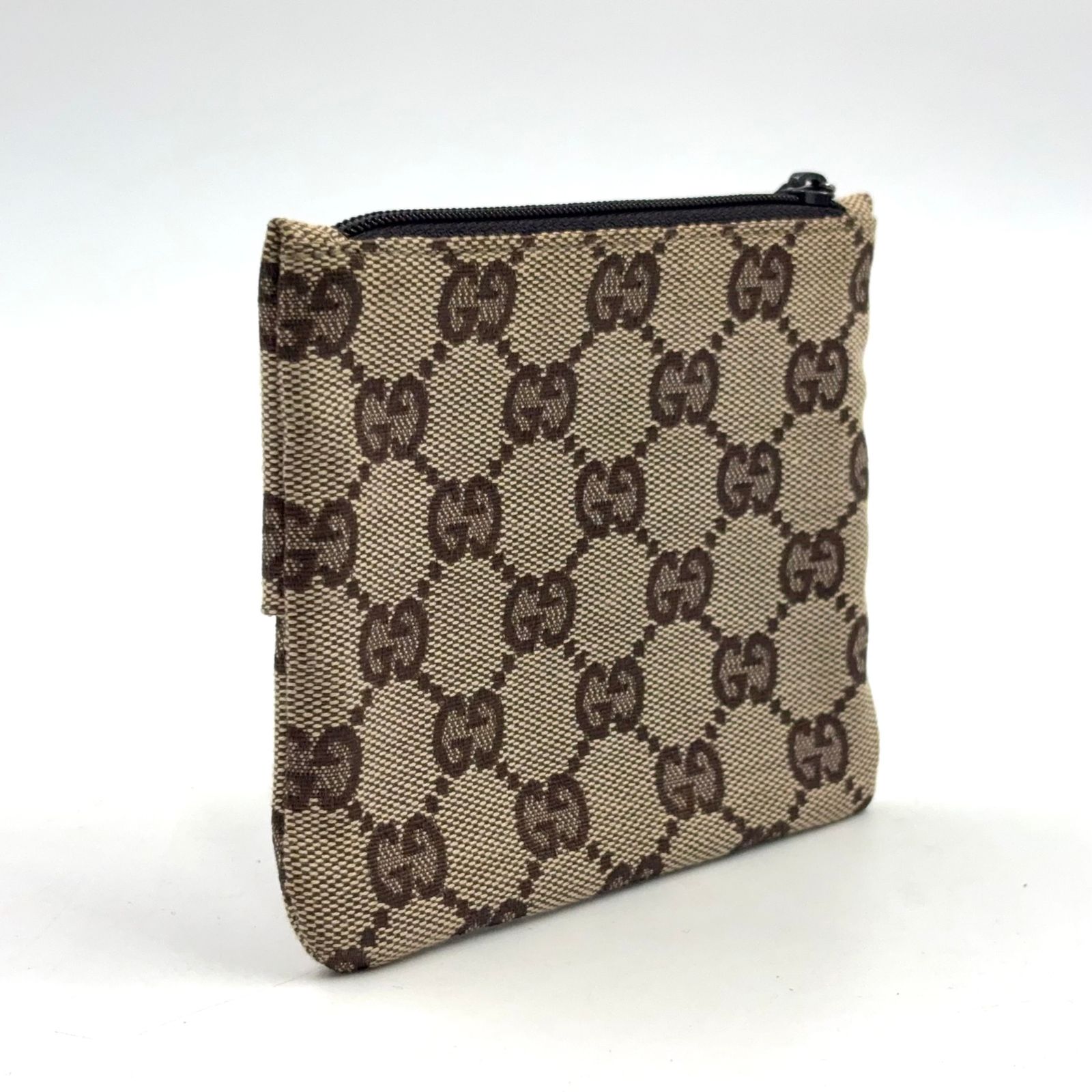 グッチ　GUCCI　GG柄　キャンパス生地　ティッシュケース　ポーチ 新着】GUCCI GG柄 ポケットティッシュ入れ キャンバス ブラウン ポーチ