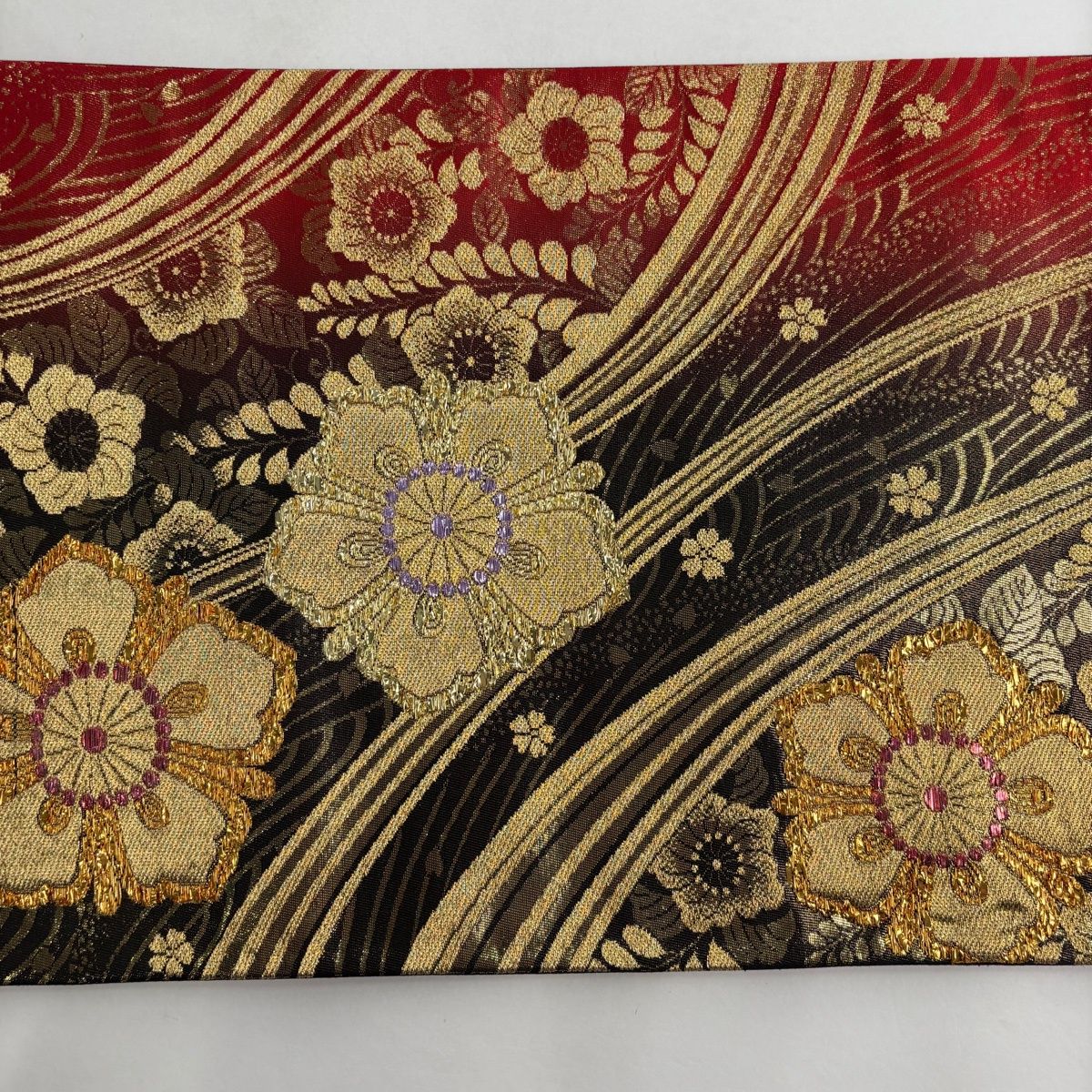 美品】 袋帯 秀品 振袖向き 辻が花柄 草花 箔 赤 六通 正絹 【中古