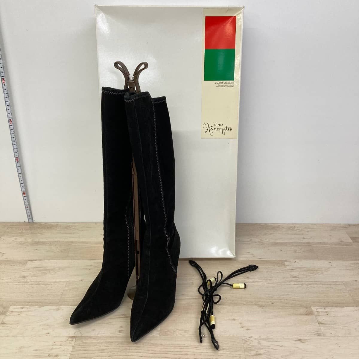 【試着のみ美品】銀座かねまつロングブーツ（グレー）ローヒール・24.0センチ 美品 銀座かねまつ ロングブーツ 23cm BLK/ブラック スエード/SUE