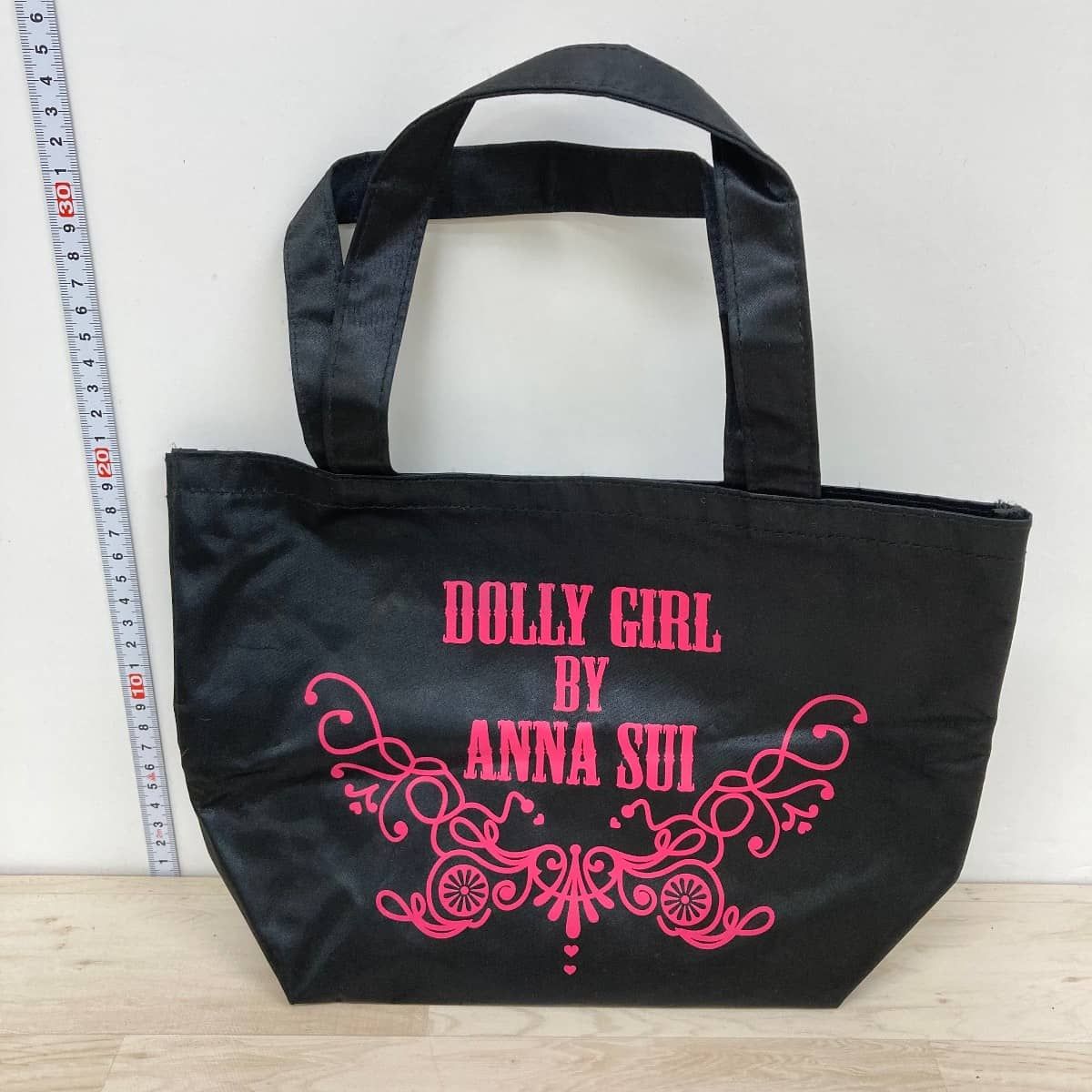 DOLLY GIRL BY ANNA SUI トートバッグ/ハンドバッグ ブラック×ピンク DOLLY GIRL BY ANNA SUI トートバッグ/ハンドバッグ ブラック×ピンク