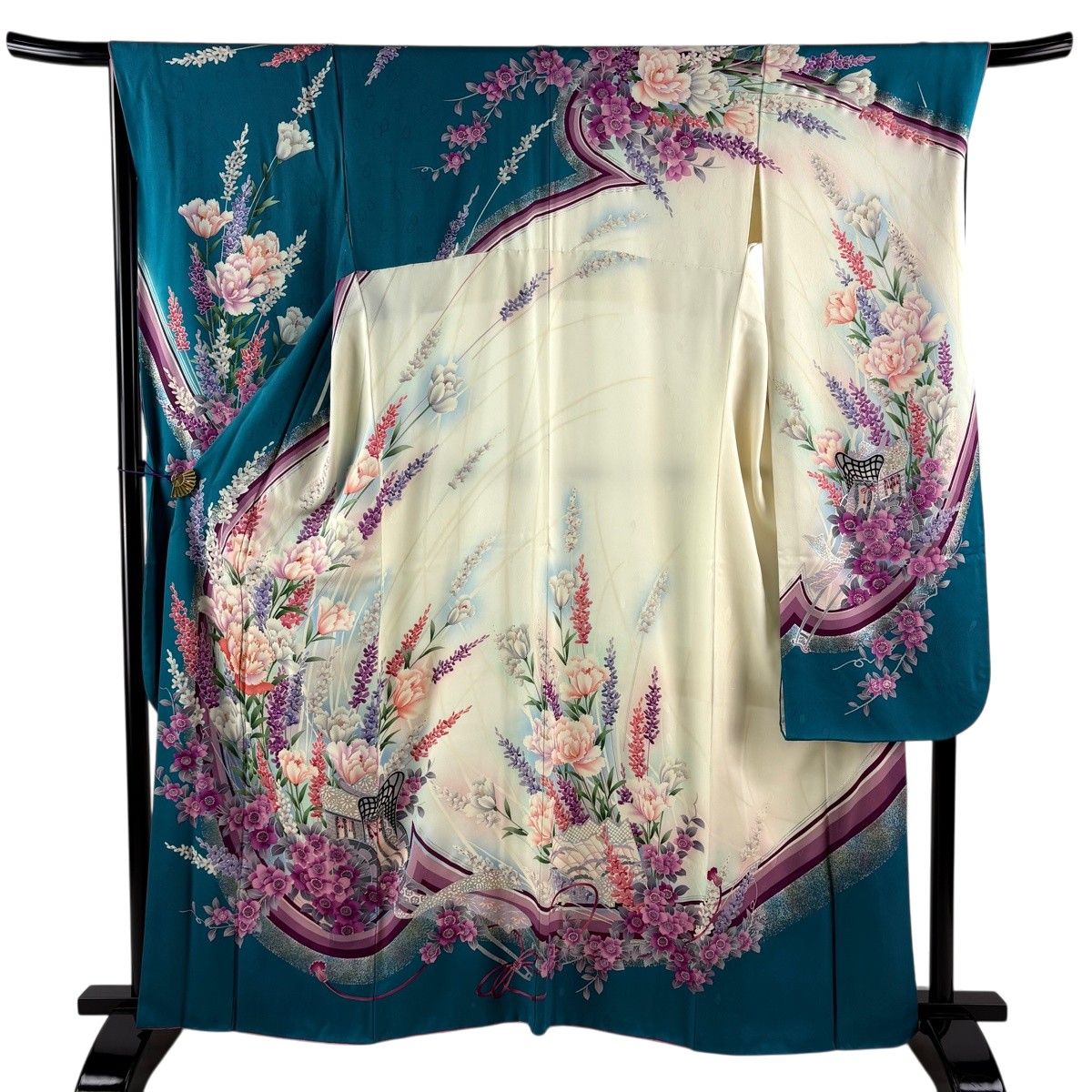 振袖 身丈163cm 裄丈69cm L 袷 御所車 草花 金糸 金銀彩 青緑 正絹 秀品 【中古】