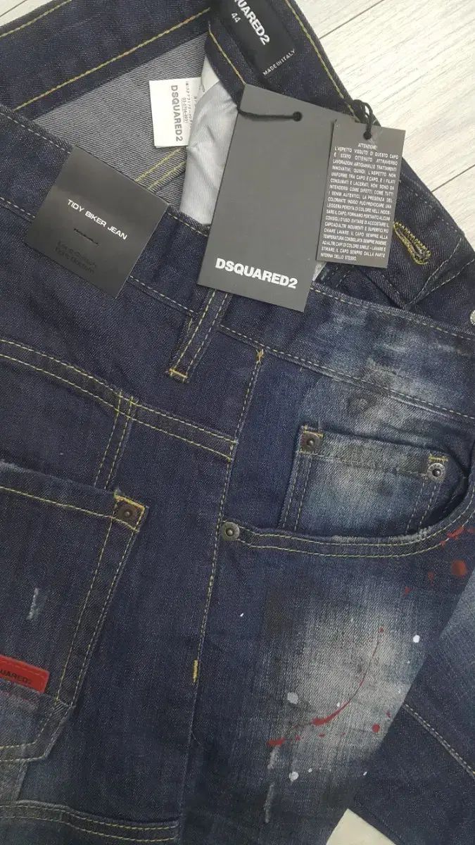 新品 DSQUARED2 (ストレッチ加工) イタリア製ジーンズ 30 31インチ (No 370)