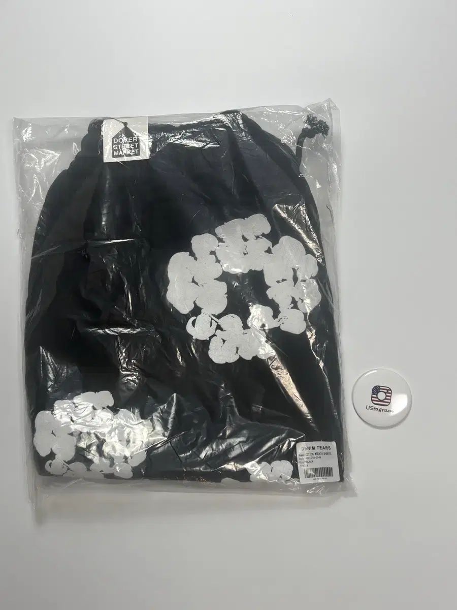 DENIM TEARS(デニムティアーズ) ブラック ショーツ 新品